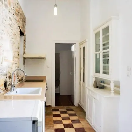 Traditional Valia - Syros Vaporia
